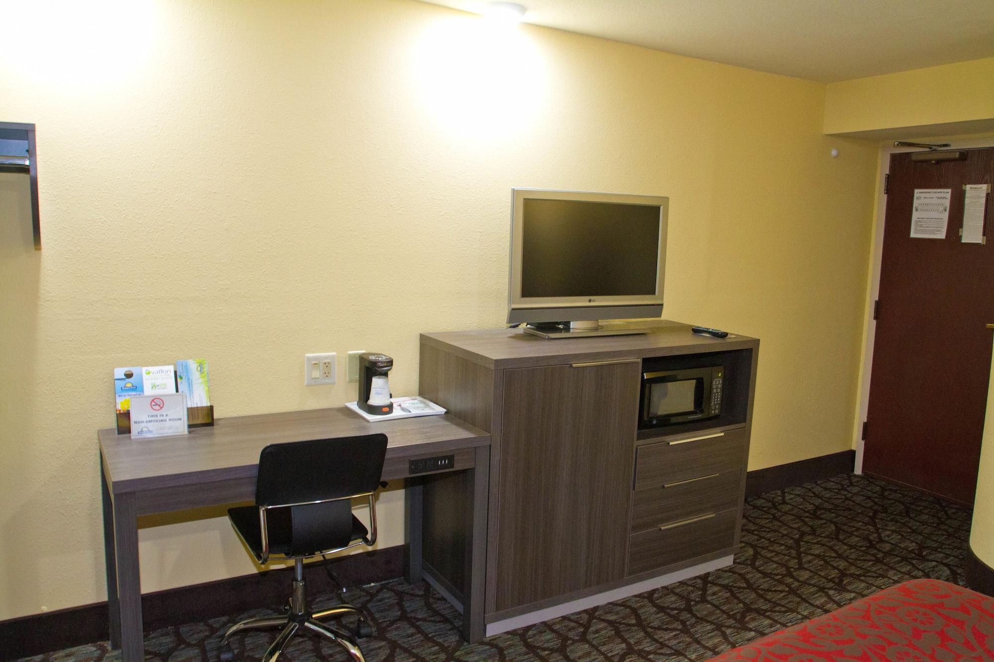 Days Inn By Wyndham Blue Springs Exteriér fotografie